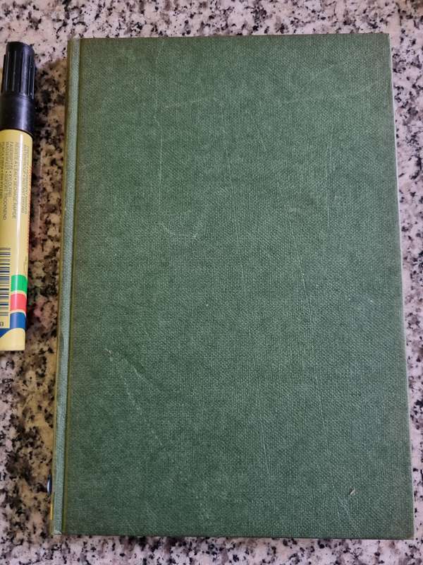 INFANTRY WEAPONS OF THE WORLD CHRISTOPHER C FOSS & T J GANDER No D/j Army guns rifles 2nd Ed.