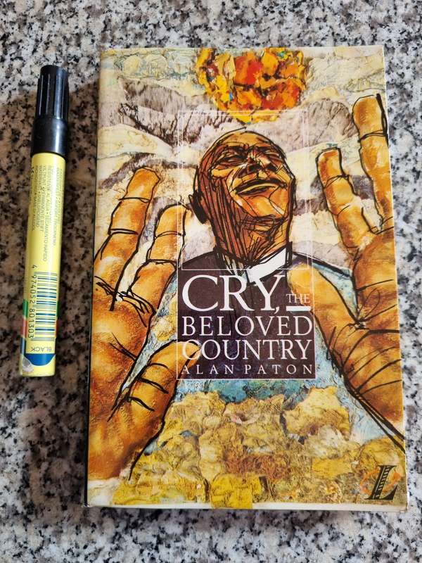 CRY THE BELOVED COUNTRY ALAN PATON includes Background and Introduction Study Notes Longman