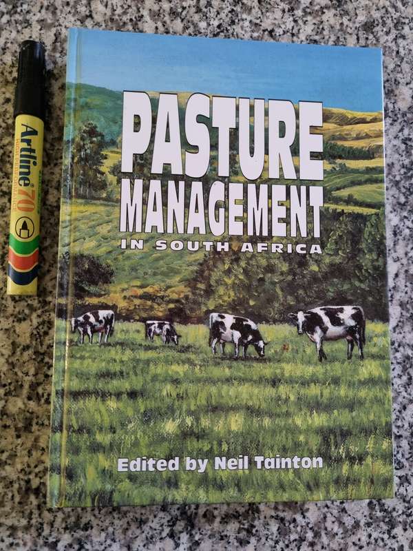 PASTURE MANAGEMENT IN SOUTH AFRICA Edited by NEIL TAINTON (  farming agriculture livestock grasses