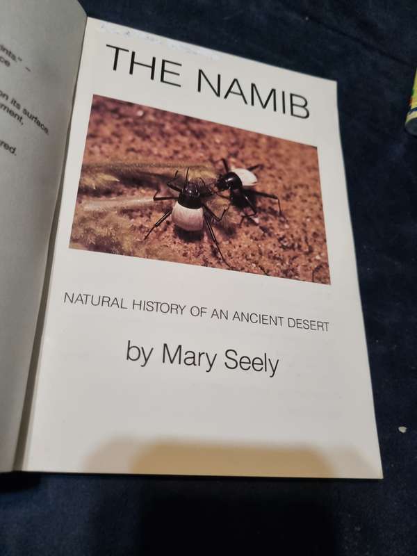 THE NAMIB A SHELL GUIDE Natural History of an Ancient Desert by Dr MARY SEALY 2nd Edition 1992