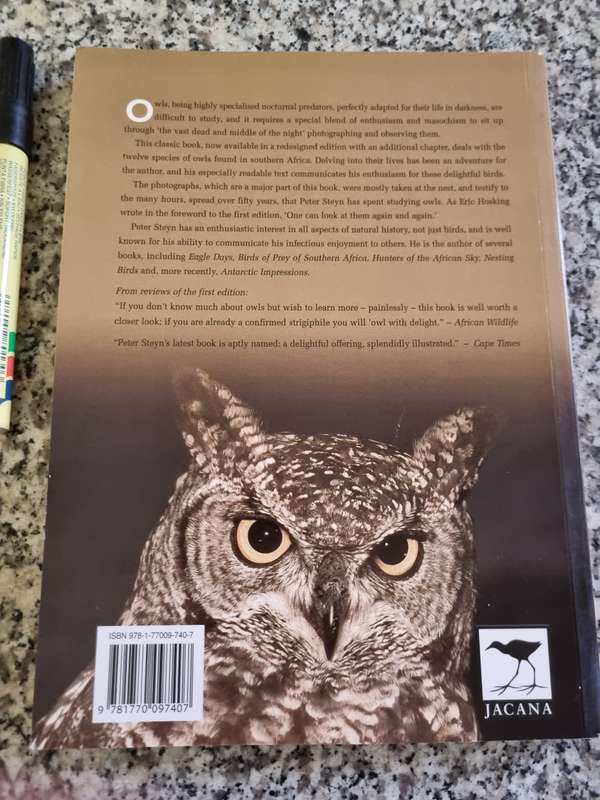 A DELIGHT OF OWLS African Owls Observed PETER STEYN Revised Edition 2009 (  birds birding  )