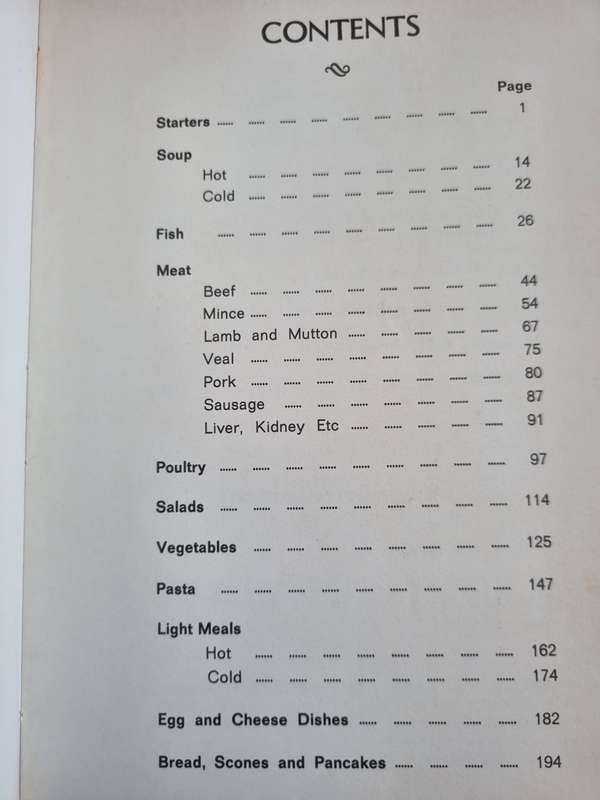 THE HOUSEWIVES LEAGUE COOKERY BOOK Favourite Recipes submitted by Members of South Africa 1975 /76