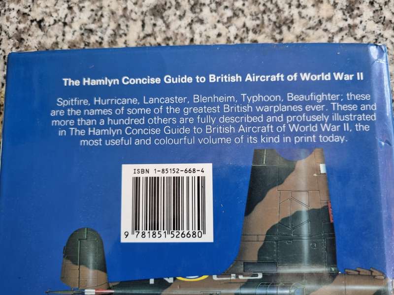 The Hamlyn Concise Guide to British Aircraft of World War II : David Mondey (Hardcover)