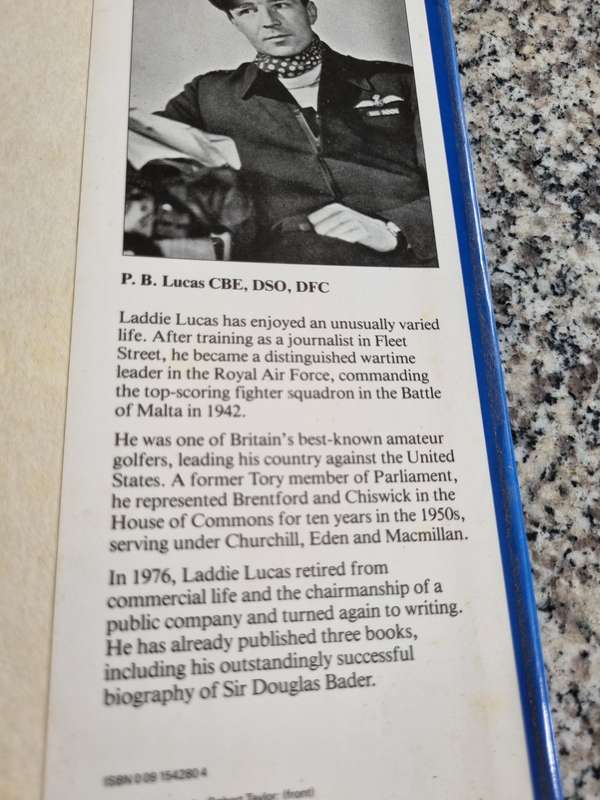 WINGS OF THE AIR ED. LADDIE LUCAS 1939 -1945 AIRMEN of Nations incl South Africa tell their story