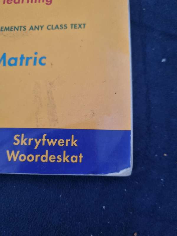 AFRIKAANS HANDBOOK & STUDY GUIDE English Students SNR PRIMARY - MATRIC & BEYOND BERYL LUTRIN