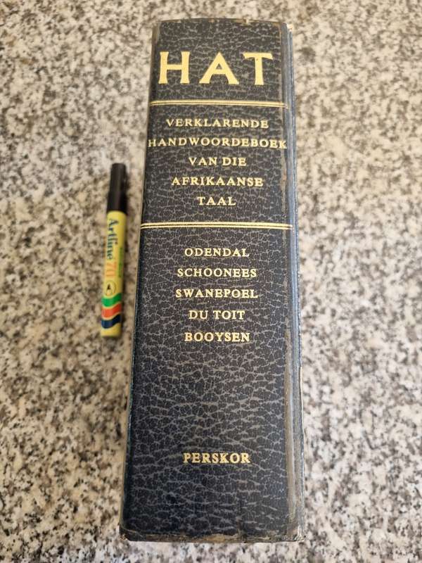 HAT VERKLAENDE HANDWOORDEBOEK VAN DIE AFRIKAANSE TAAL F F ODENDAL Tweede Uitgawe 1985