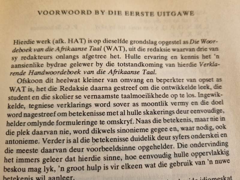 HAT VERKLAENDE HANDWOORDEBOEK VAN DIE AFRIKAANSE TAAL F F ODENDAL Tweede Uitgawe 1985