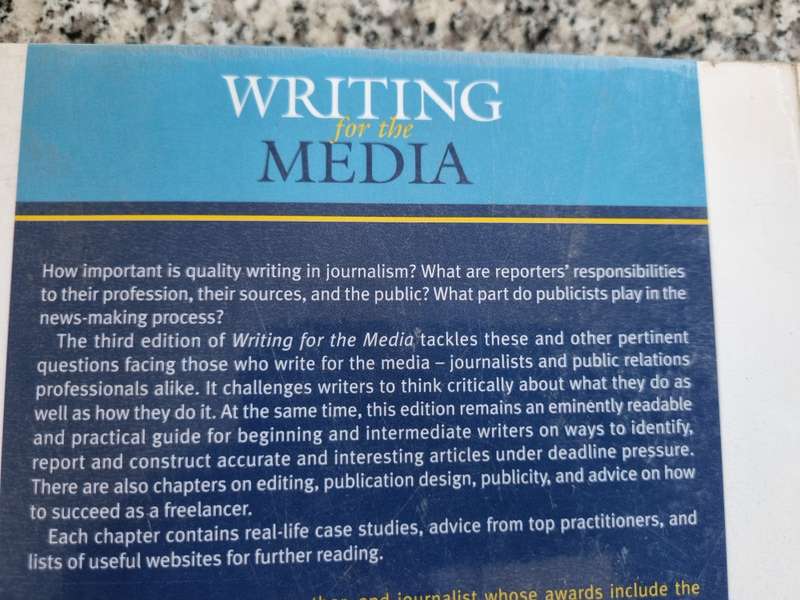 WRITING FOR THE MEDIA IN SOUTHERN AFRICA FRANCOIS NEL 3rd Edition 2008 like new