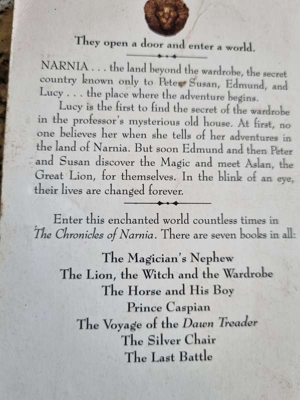 C S LEWIS THE LION THE WITCH AND THE WARDROBE ( One of the Chronicles of Narnia books )