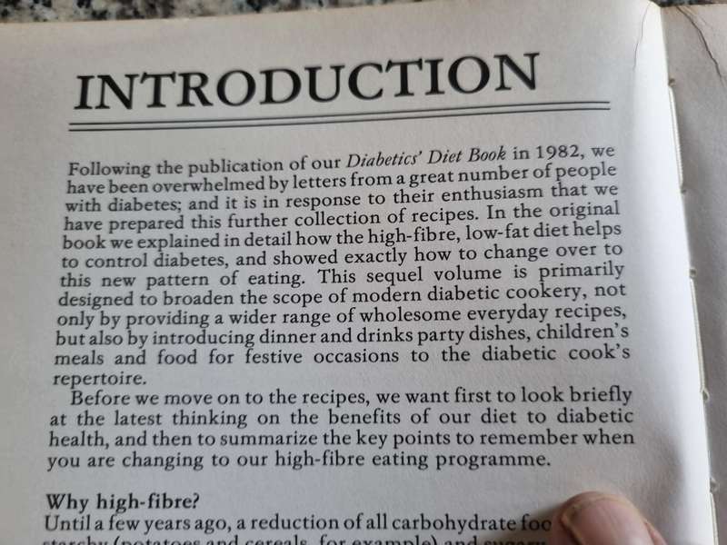 THE DIABETICS COOKBOOK ROBERTA LONGSTAFF Dr JIM MANN Positive Health Guide 180 dishes high fibre
