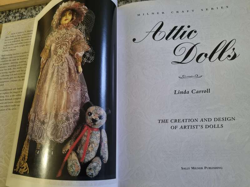 ATTIC DOLLS LINDA CARROLL ( vintage dolls )