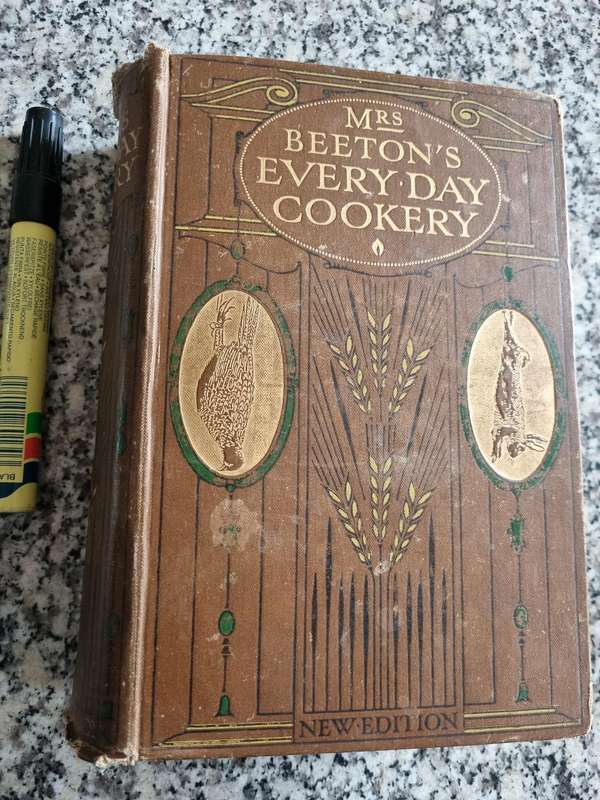 MRS BEETON'S EVERY DAY COOKERY New Edition with coloured plates and other illustrations 1909 cooking