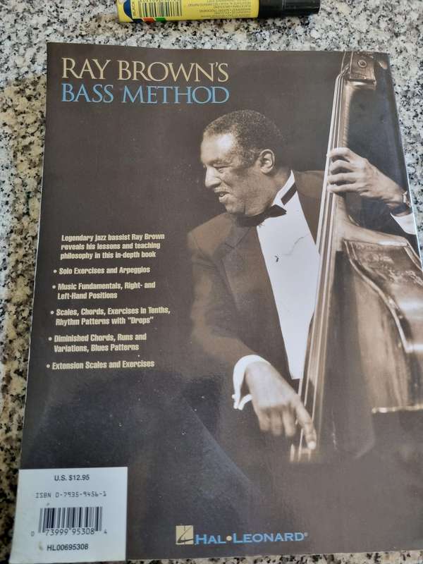 RAY BROWN's BASS METHOD Essential Scales Patterns & Exercises ( Music Legendary Jazz  Bassist  )