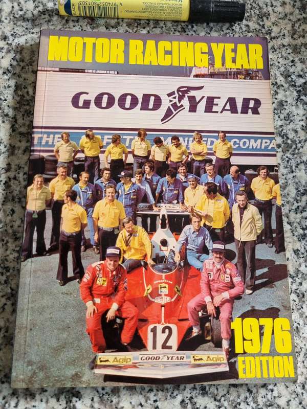 MOTOR RACING YEAR 1976 Edition - see Contents  4 pges 1975 World Championship at Kyalami Grand Prix