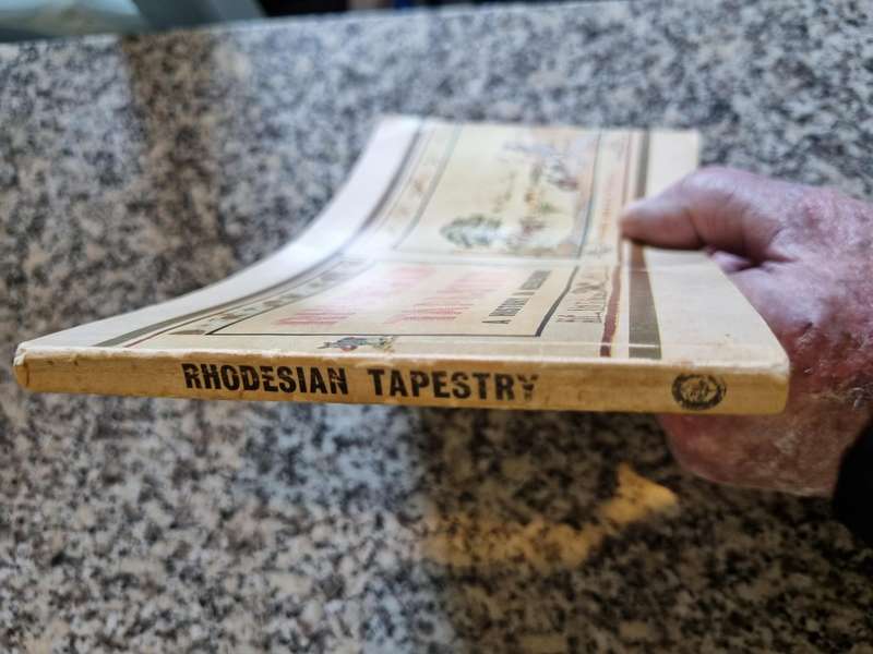 RHODESIAN TAPESTRY A History in Needlework ( Rhodesia  )