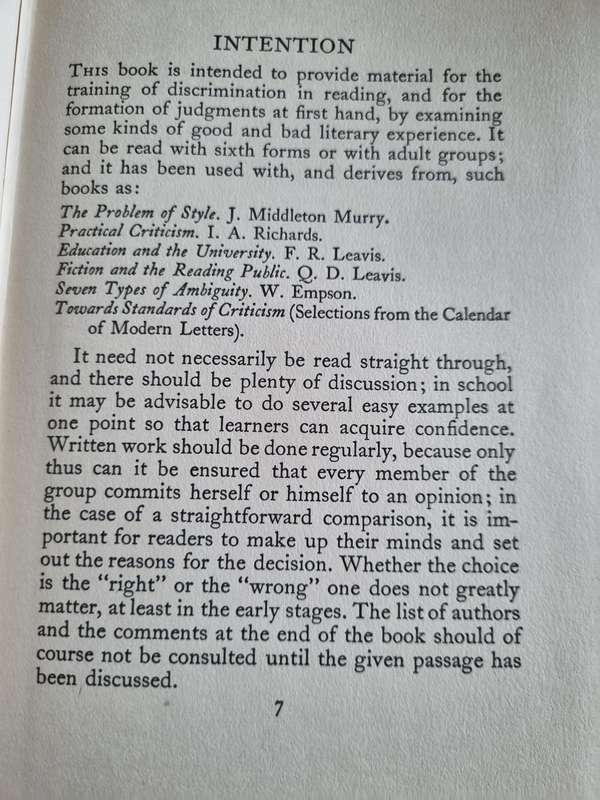 READING AND DISCRIMINATION DENYS THOMPSON Revised Edition 1955  literature