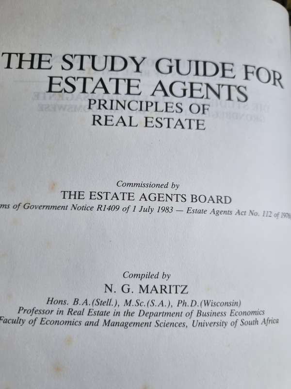 STUDY GUIDE for ESTATE AGENTS Principles of Real Estate Prof. Nic Maritz Eiendomsagente Eng & Afr.