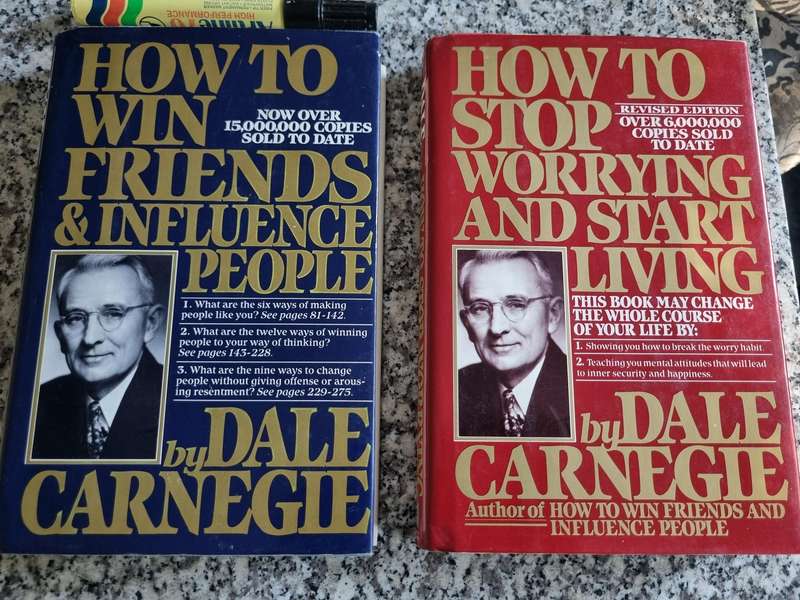 2 BOOKS DALE CARNEGIE How to WIN Friends & Influence People + How to Stop Worrying and Start