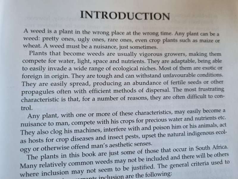 PROBLEM PLANTS of South Africa CLIVE BROMILOW Supported by BAYER (PTY ) Ltd. botany weeds colour