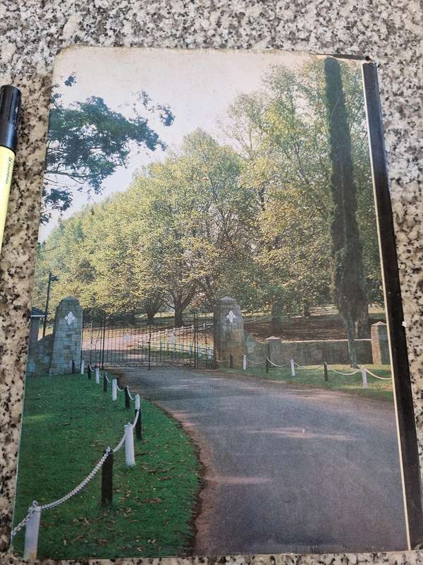MEMORABLE OCCASIONS  COOKBOOK OF FLEUR de LYS HILTON COLLEGE 1986 KwaZulu Natal