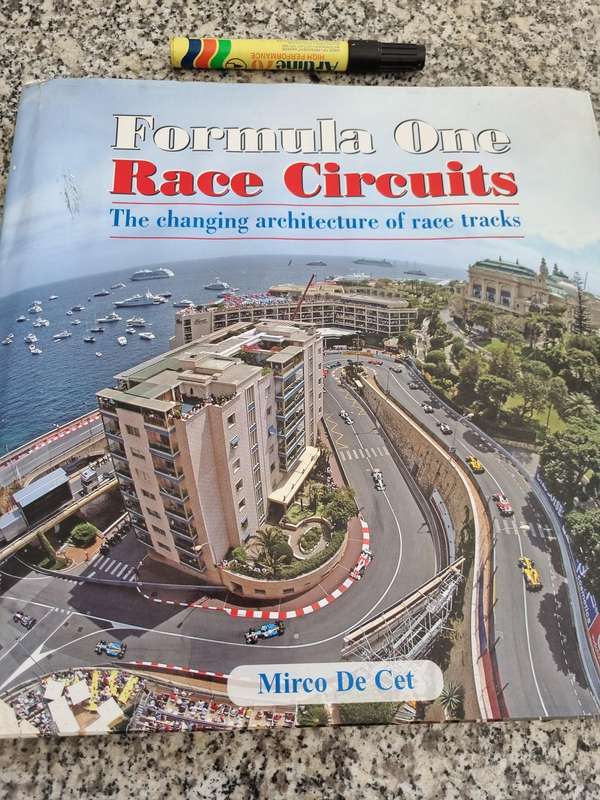 FORMULA ONE RACE CIRCUITS The Changing architecture of race tracks MIRCO DE CET includes Kyalami