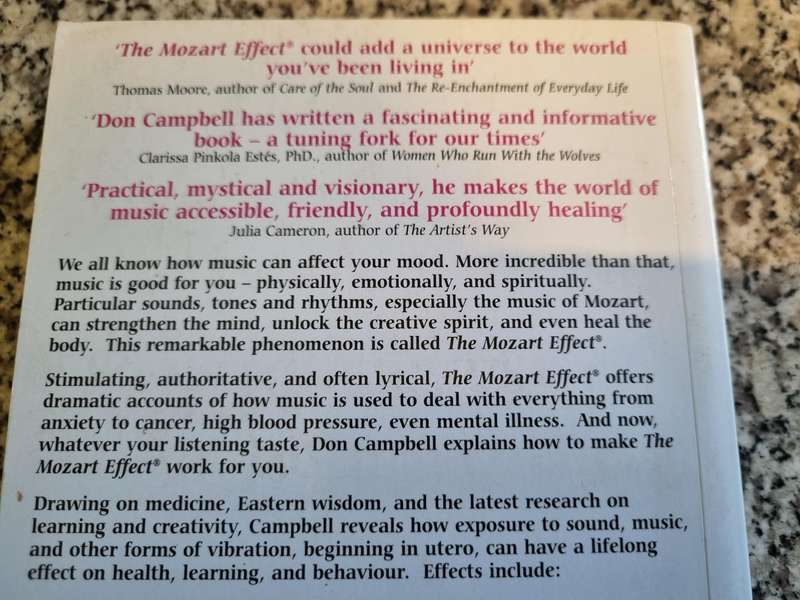 THE MOZART EFFECT Tapping the Power of Music to Heal the Body Strengthen the Mind DON CAMPBELL