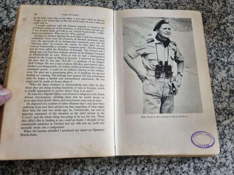CONGO MERCENARY MIKE HOARE  ( Hardcover ) Please note the condition