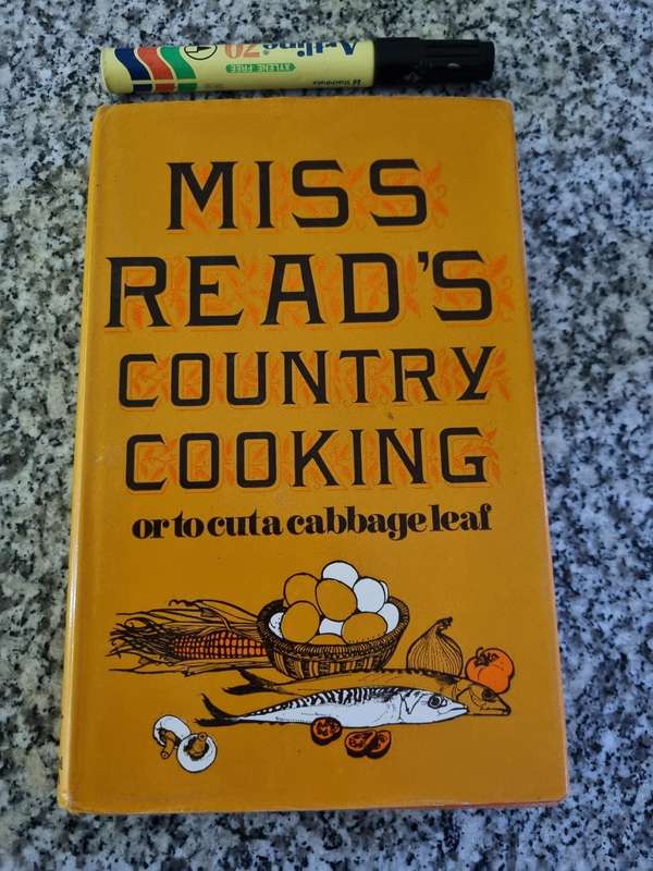 Miss READ'S COUNTRY COOKING  or to cut a cabbage leaf ( Reads )