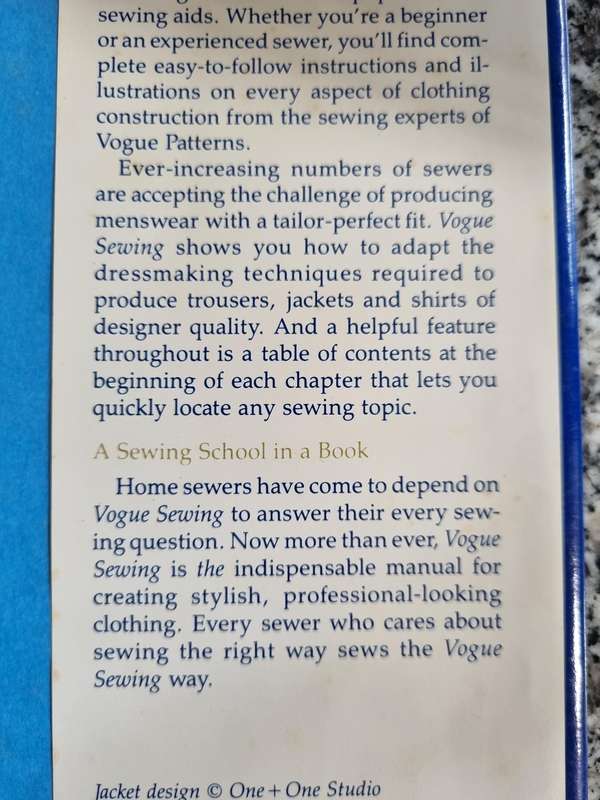 VOGUE SEWING ( Dressmaking ) Revised edition of 1980