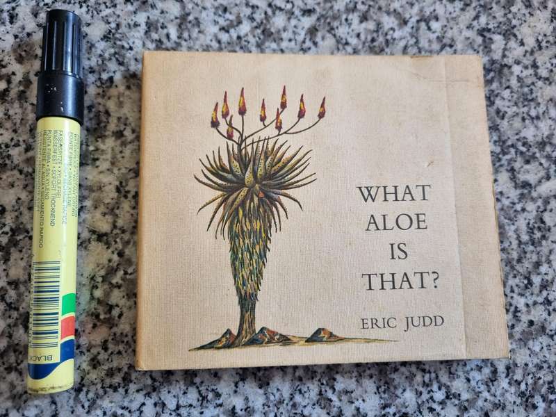 WHAT ALOE IS THAT ? ERIC JUDD ( a pocket size book )