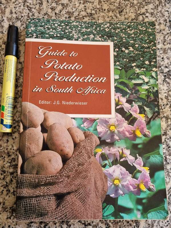 GUIDE TO POTATO PRODUCTION in South Africa Ed. J G NIEDERWIESER agriculture farming Syngenta ARC