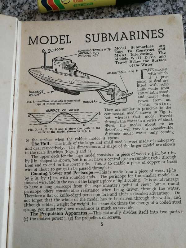 HOBBIES NEW ANNUAL EDITED BY F J CAMM Models Hobbies and Experiments Published around 1935