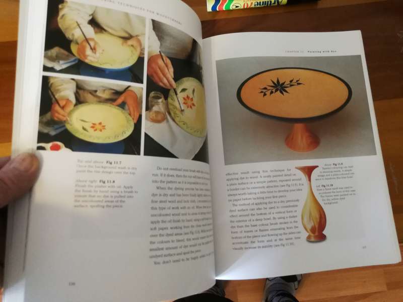 COLOURING TECHNIQUES FOR WOODTURNING JAN SAUNDERS (  wood wooden lathe  Woodworking )