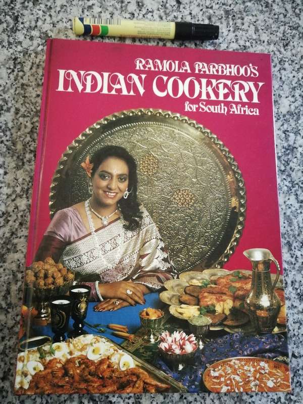 RAMOLA PARBHOO'S INDIAN COOKERY  for SOUTH AFRICA  PARBHOO COOKBOOK COOKING RECIPES