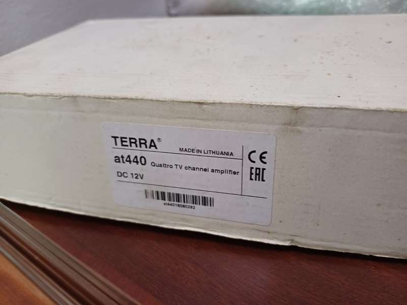 Terra Quattro TV channel amplifier  4 FILTERS  AT440