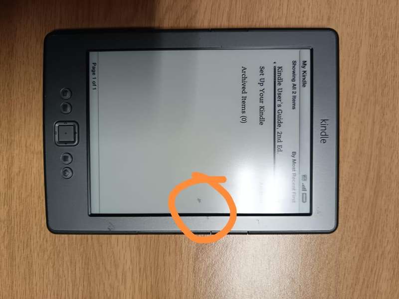 AMAZON KINDLE  D0100 4th gen 2GB STORAGE