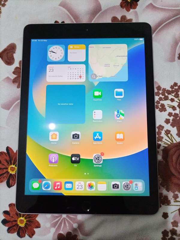 iPad 5th gen 32GB wifi