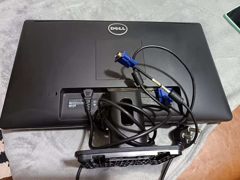 Dell E2314HF DISPLAY MONITOR 15.6 inch