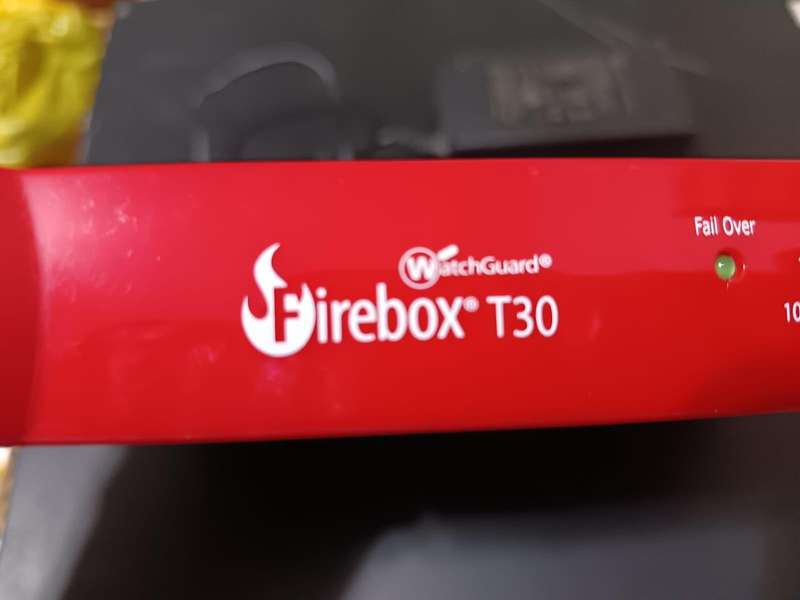WatchGuard Firebox T30 Firewall Security Appliance HW Model BS3AE5 w/ Adapter