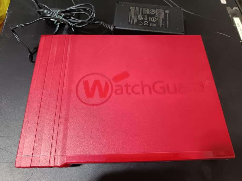 WatchGuard Firebox T30 Firewall Security Appliance HW Model BS3AE5 w/ Adapter