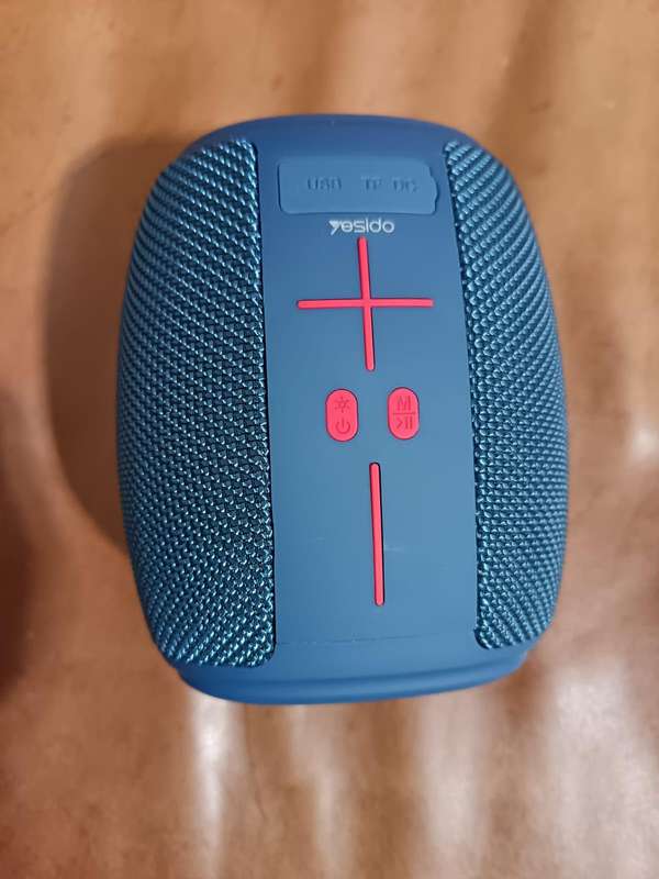 Yesido Wireless Speaker, RGB Display Fabric Texture, Mini Portable speaker