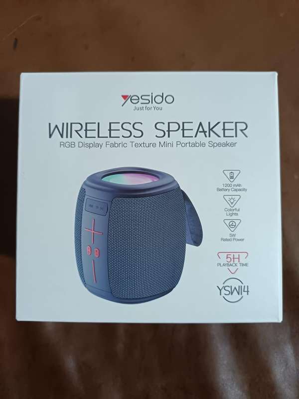 Yesido Wireless Speaker, RGB Display Fabric Texture, Mini Portable speaker