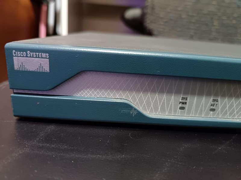 CISCO  1800  Network Switch