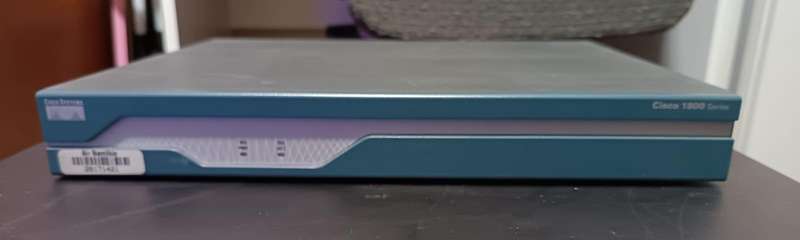 CISCO  1800  Network Switch