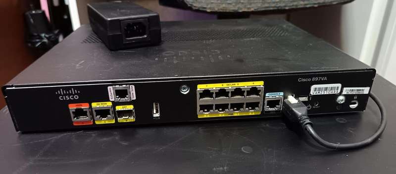 CISCO 890 SERIES CISCO 897VA -Network Switch