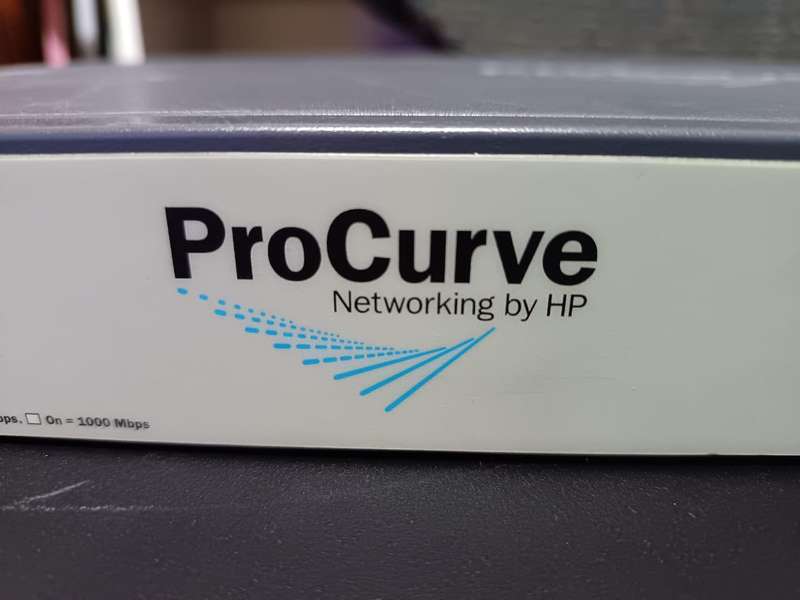 HP ProCurve Switch 2610 J9085A  - network switch