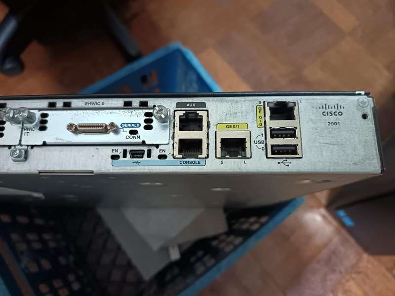 CISCO 2900 SERIES  CISCO 2901 ETHERNET ROUTER Network Switch