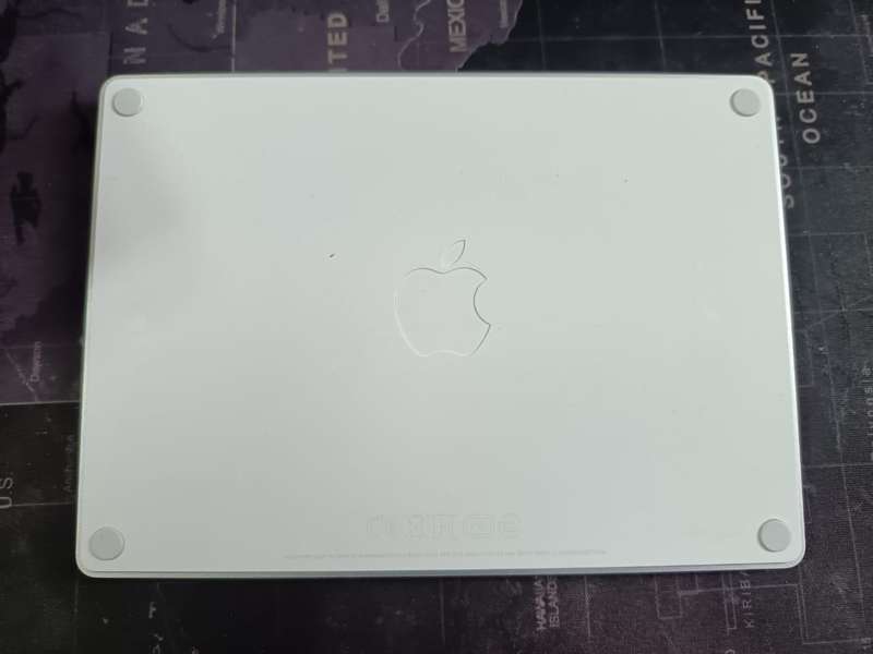 Apple trackpad Model A1535