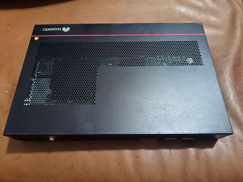 Huawei S5735-L8P4X-QA-V2  Network Switch