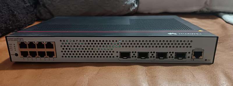 Huawei S5735-L8P4X-QA-V2  Network Switch